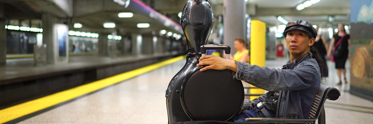 a-cello-in-the-subway-750x250